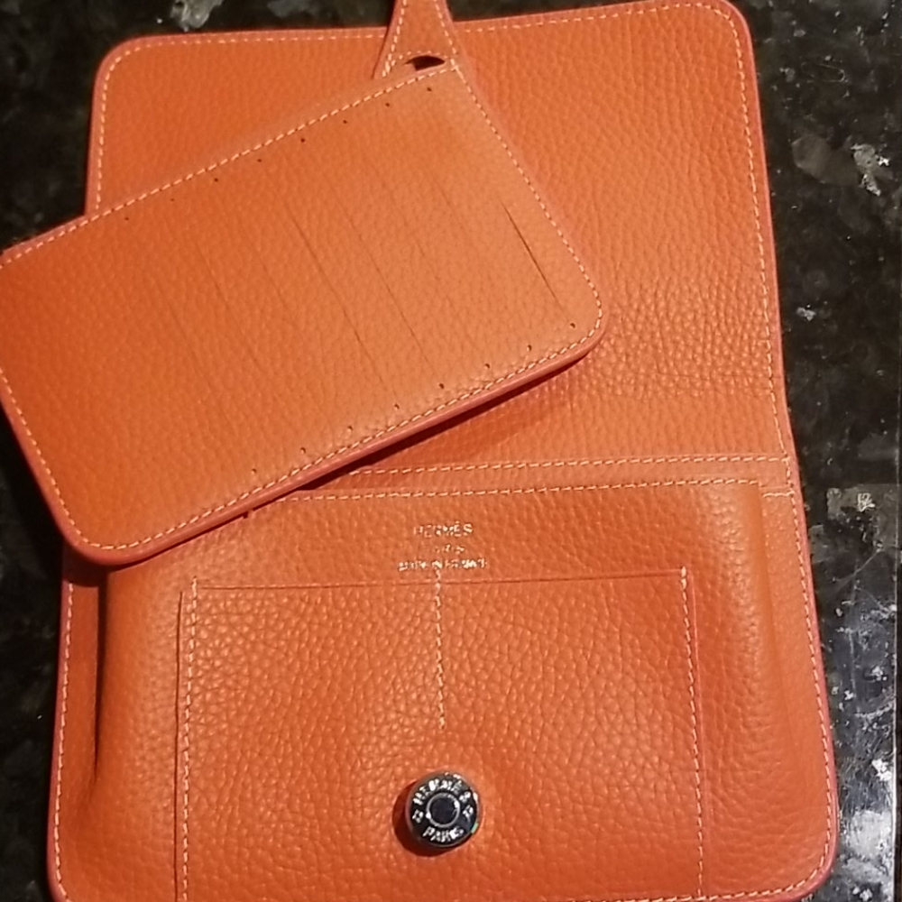 Wallet - Picture 3 of 8